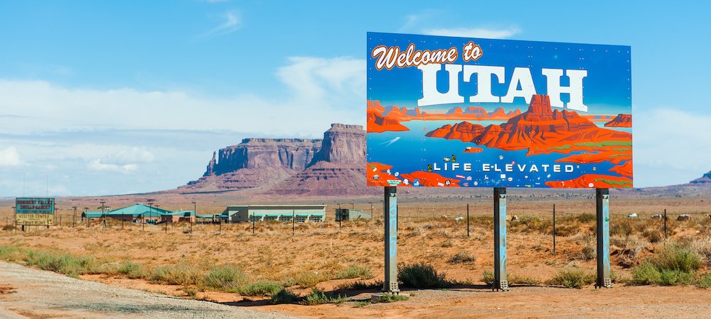 Welcome to Utah sign